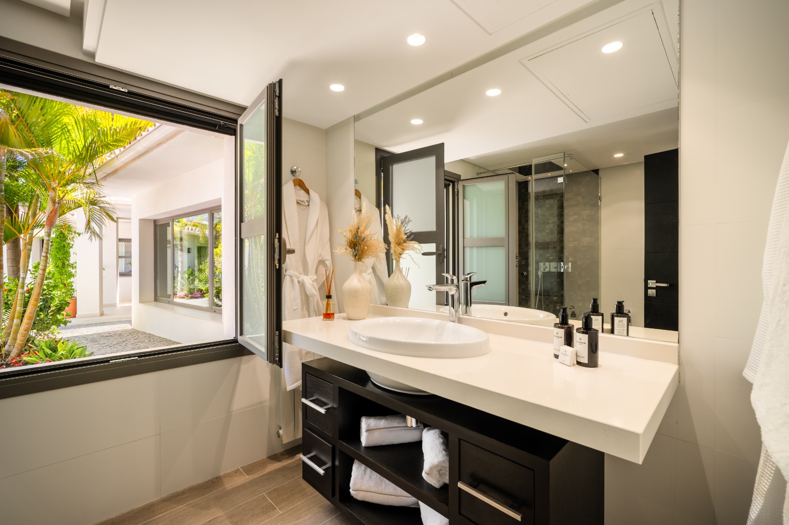 5 bedroom villa 722 m² San Pedro Alcantara, Spain