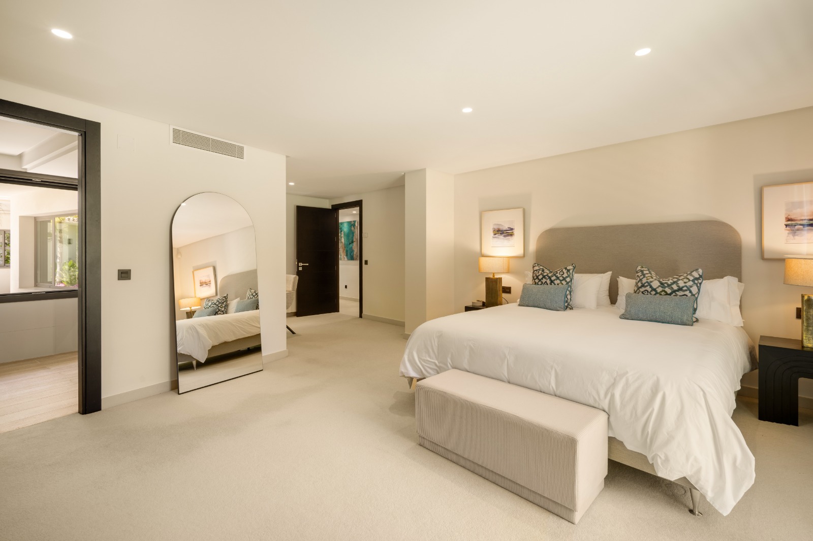 5 bedroom villa 722 m² San Pedro Alcantara, Spain