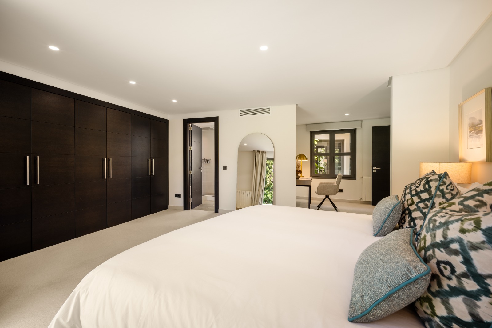 5 bedroom villa 722 m² San Pedro Alcantara, Spain