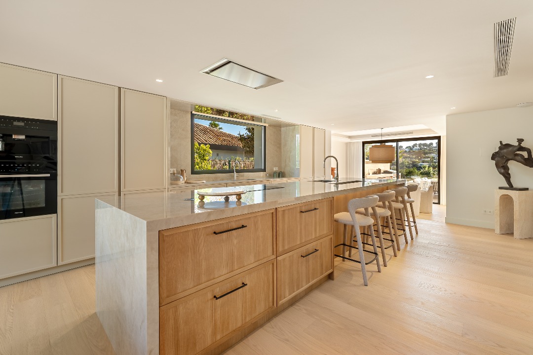 6 bedroom villa 840 m² San Pedro Alcantara, Spain