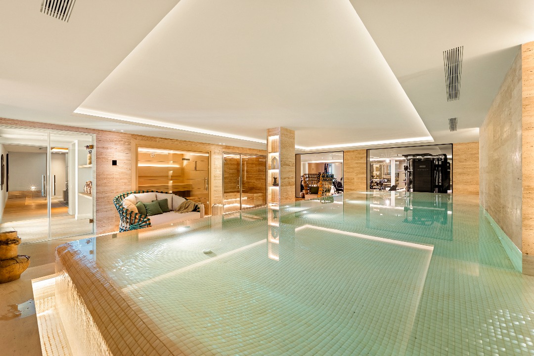 6 bedroom villa 840 m² San Pedro Alcantara, Spain