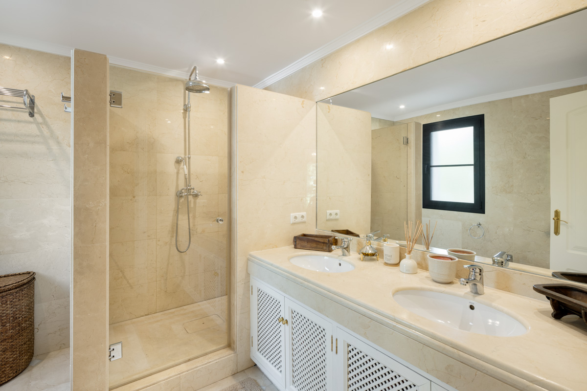 4 bedroom Villa 373 m² Benahavis, Spain