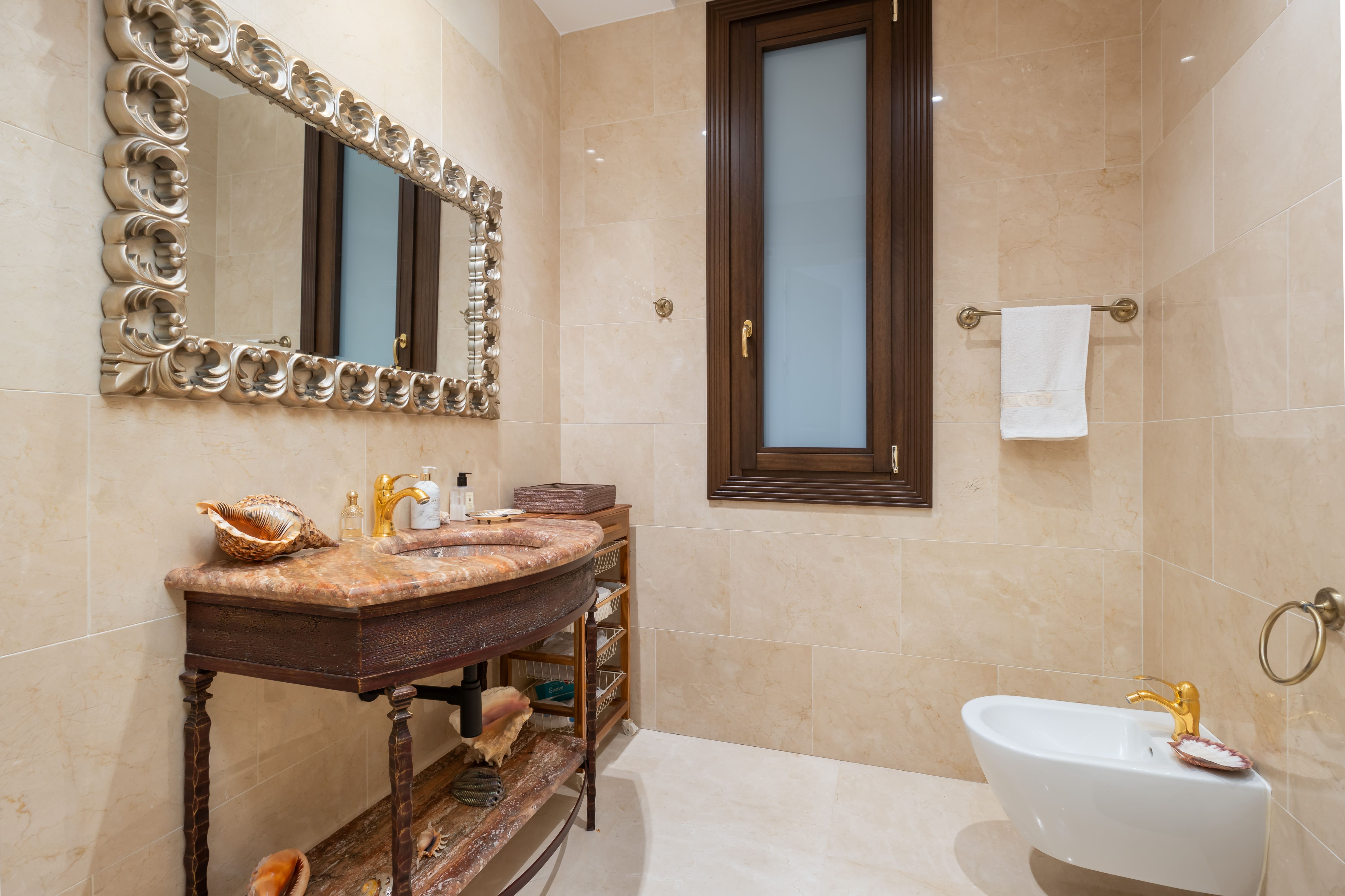 7 bedroom villa 761 m² Estepona, Spain