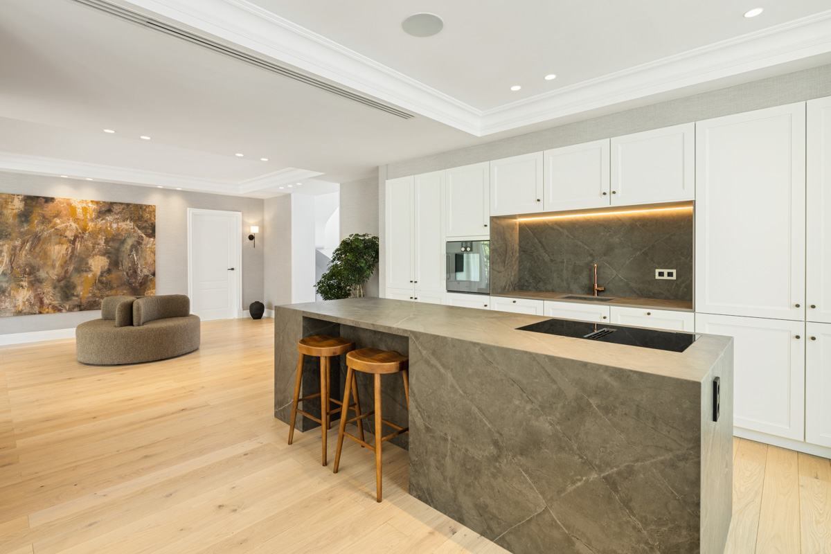 5 bedroom villa 722 m² San Pedro Alcantara, Spain