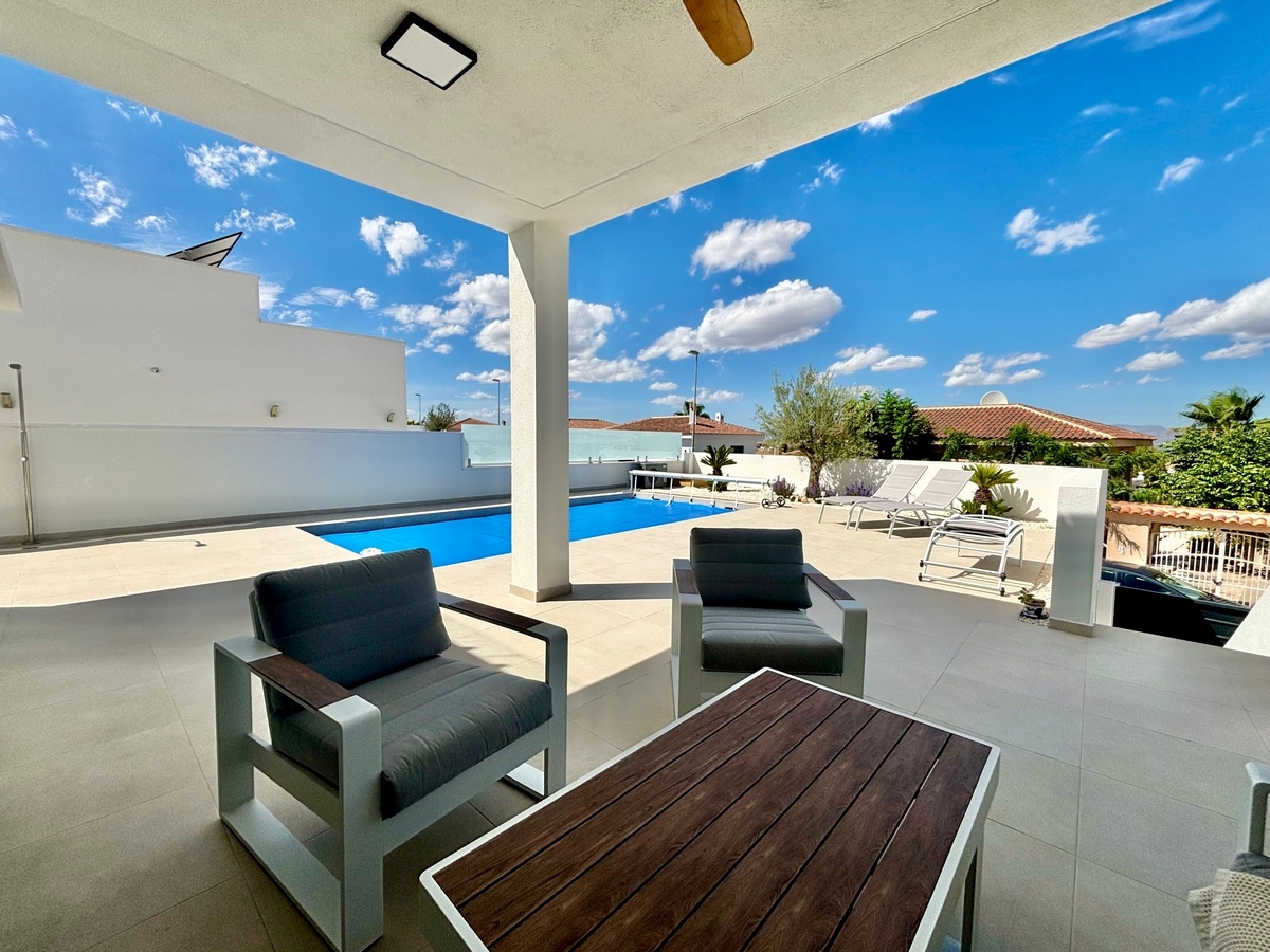 Willa 3 pokoi 120 m² Urbanizacion Dona Pepa, Hiszpania