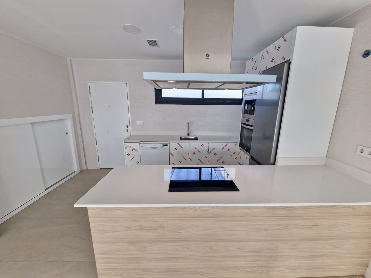 4-Schlafzimmer-Villa 184 m² Manilva, Spanien