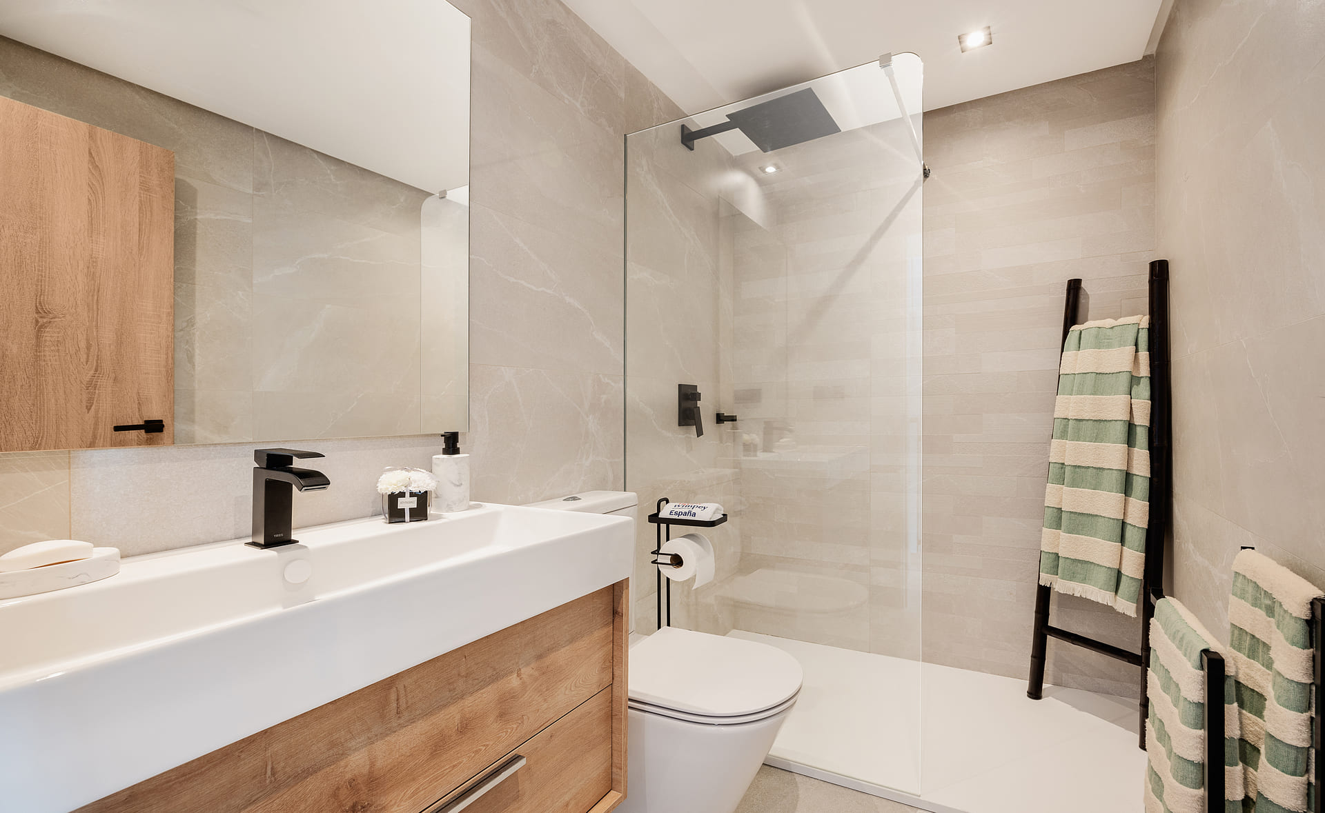 3 bedroom townthouse 190 m² Istan, Spain