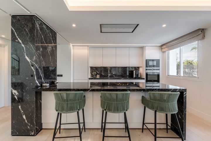 villa de 5 chambres 448 m² San Pedro Alcantara, Espagne