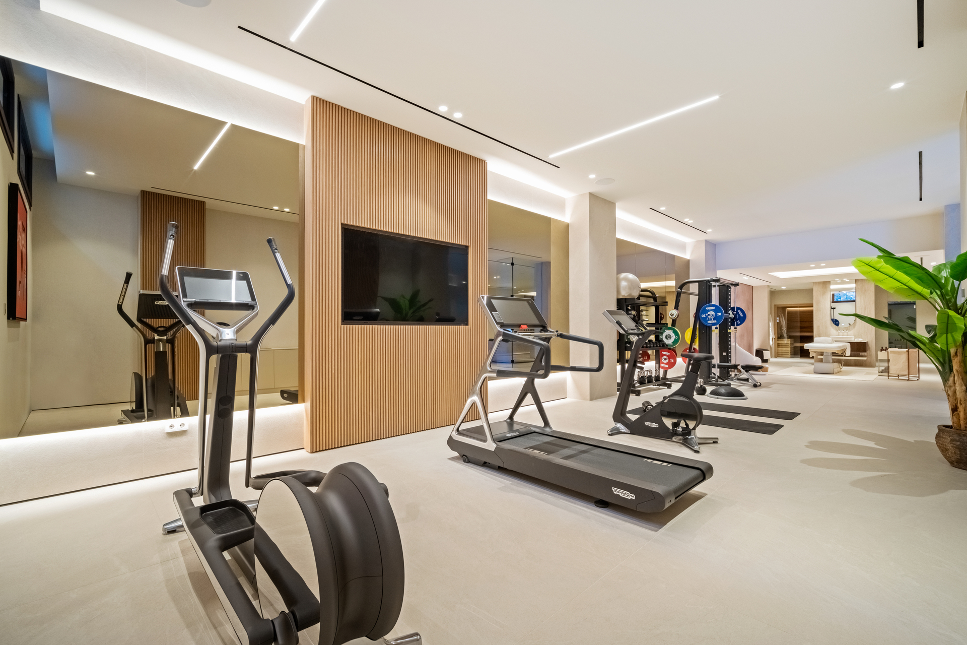 5-Schlafzimmer-Villa 1 031 m² Benahavis, Spanien