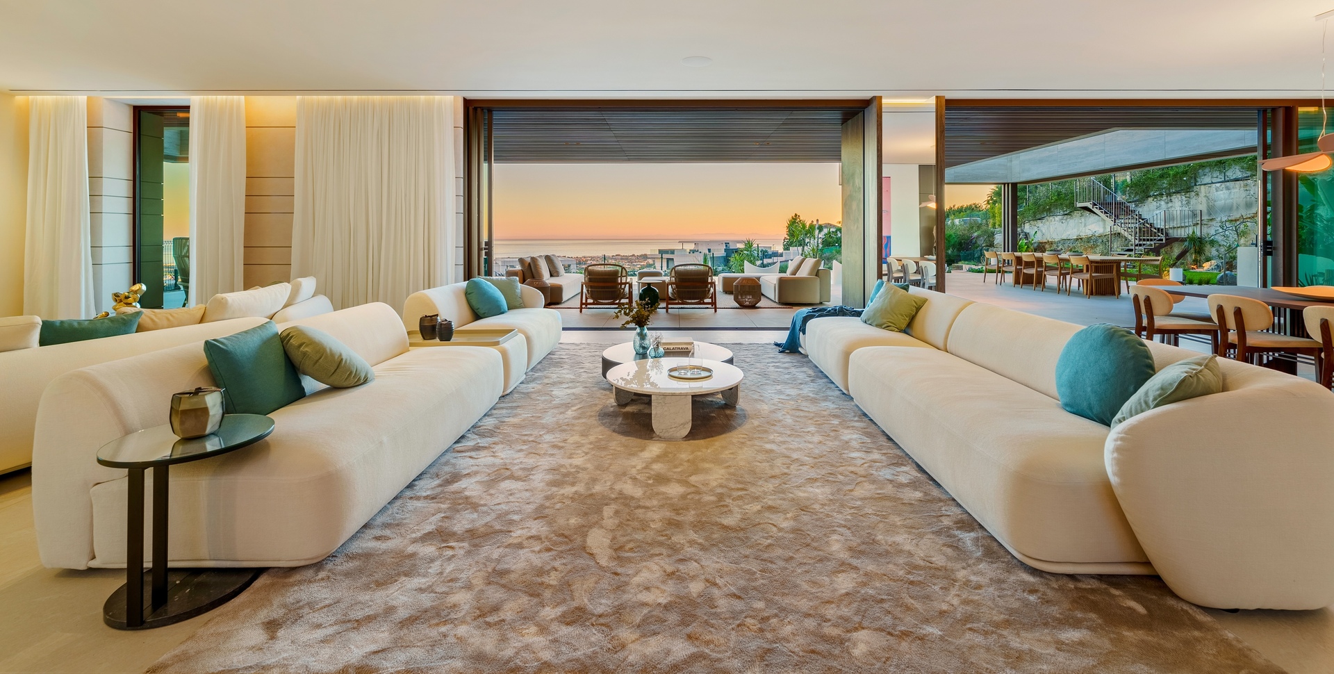 5-Schlafzimmer-Villa 1 031 m² Benahavis, Spanien