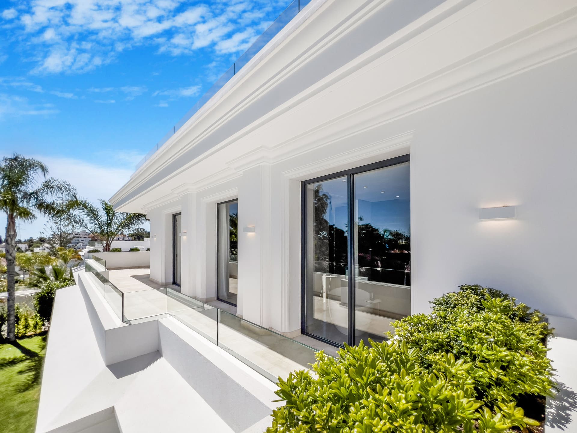 6 bedroom villa 647 m² Marbella, Spain