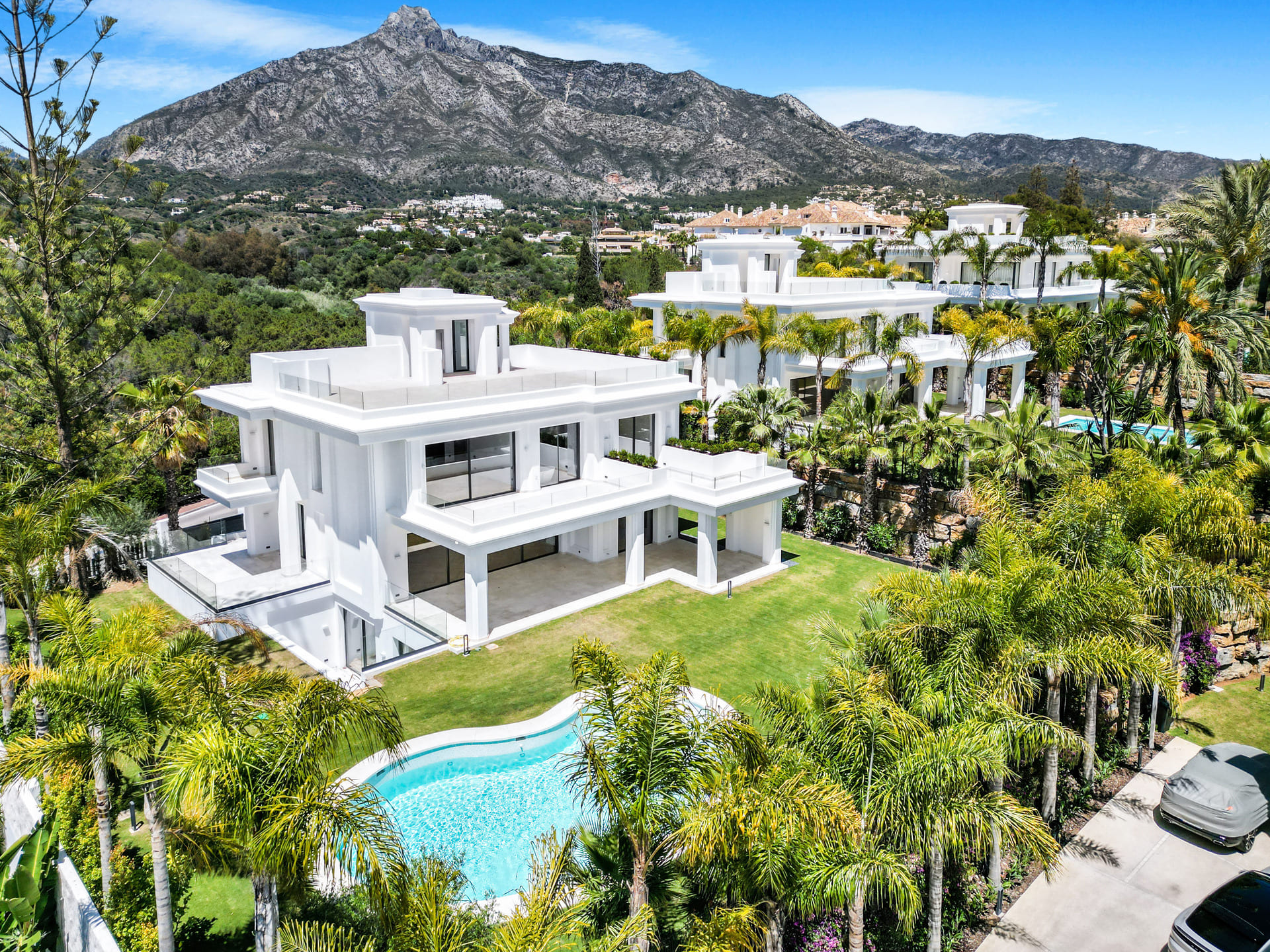 6 bedroom villa 647 m² Marbella, Spain